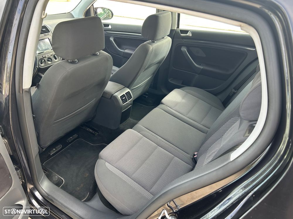 VW Golf - 8