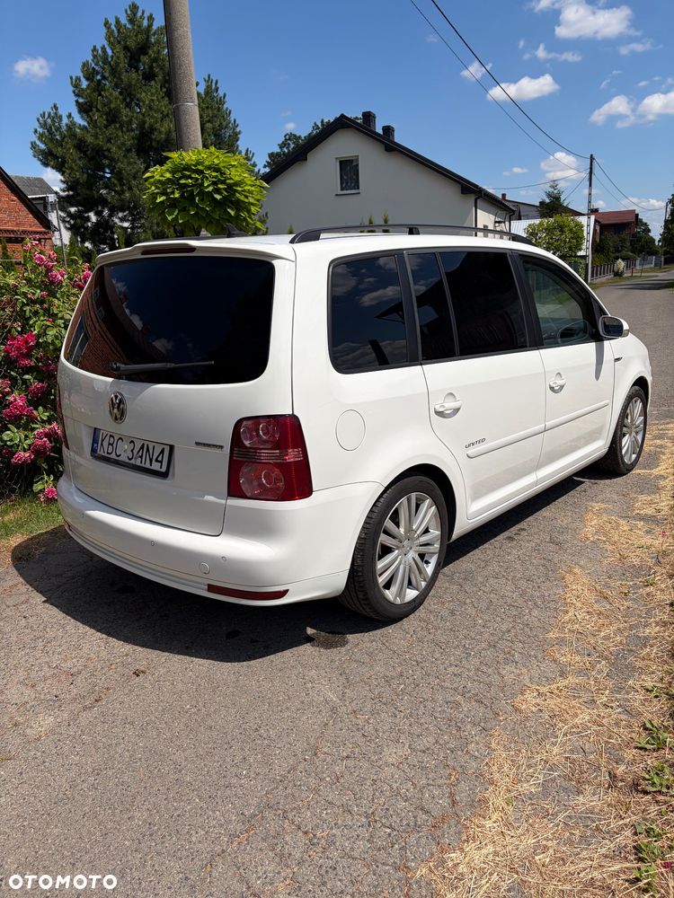 Volkswagen Touran 1.9 TDI DPF R-Line Edition - 3
