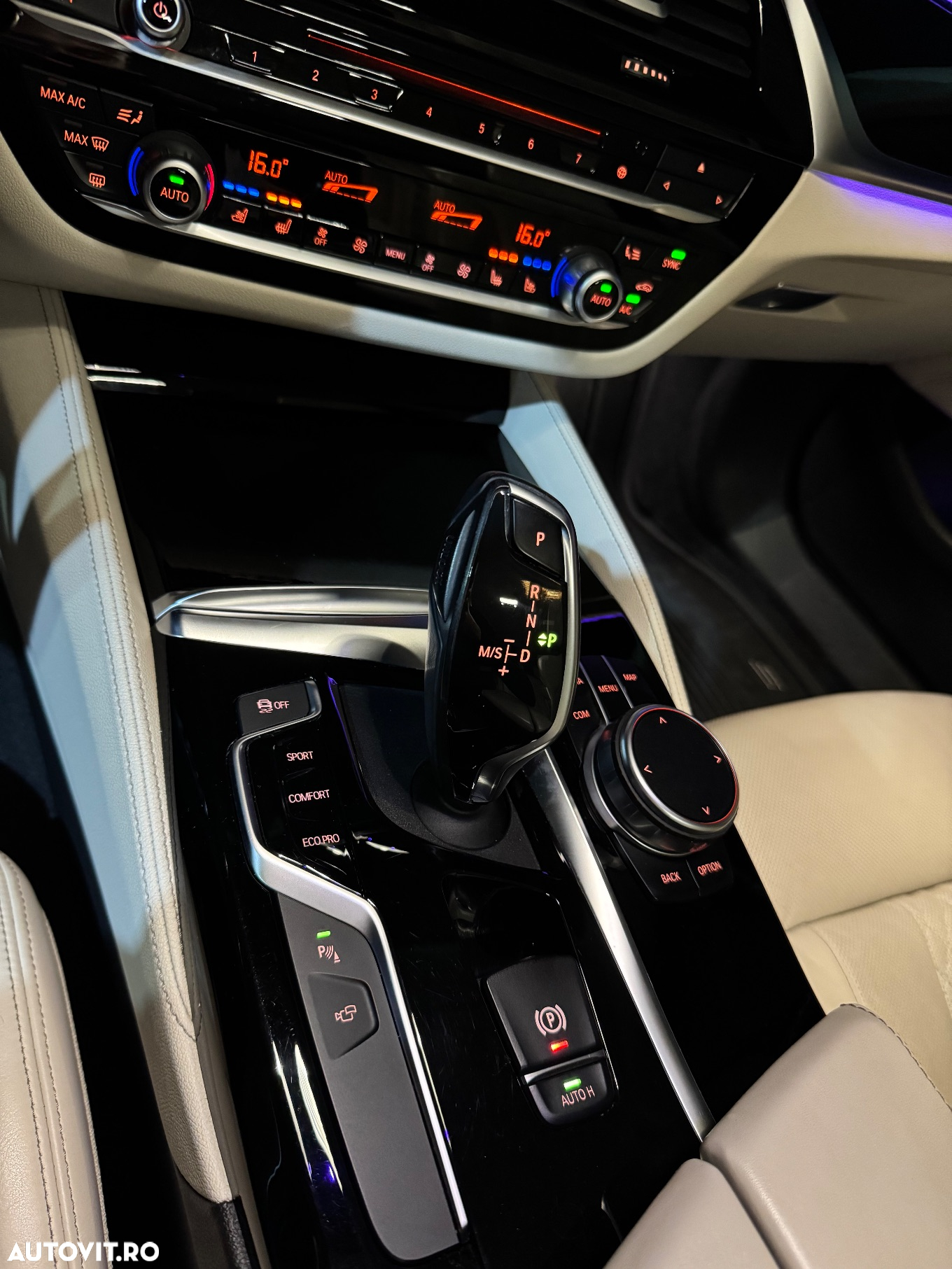 BMW Seria 5 530i xDrive AT - 17