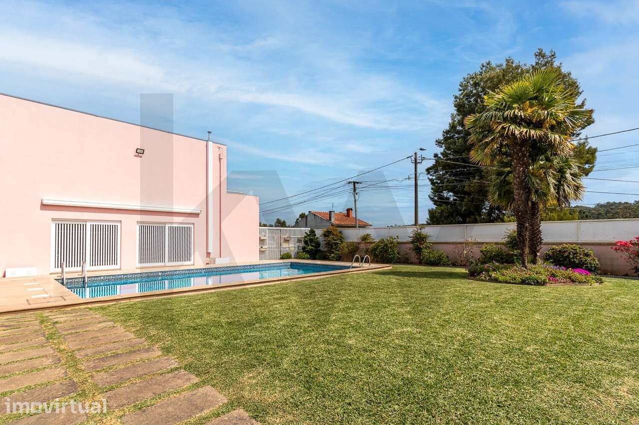 MORADIA V4 COM PISCINA EM ESPINHO - ANTA - Grande imagem: 5/32