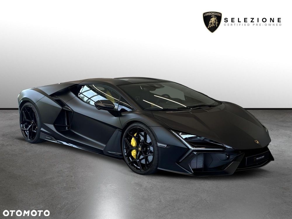 Lamborghini Revuelto - 2