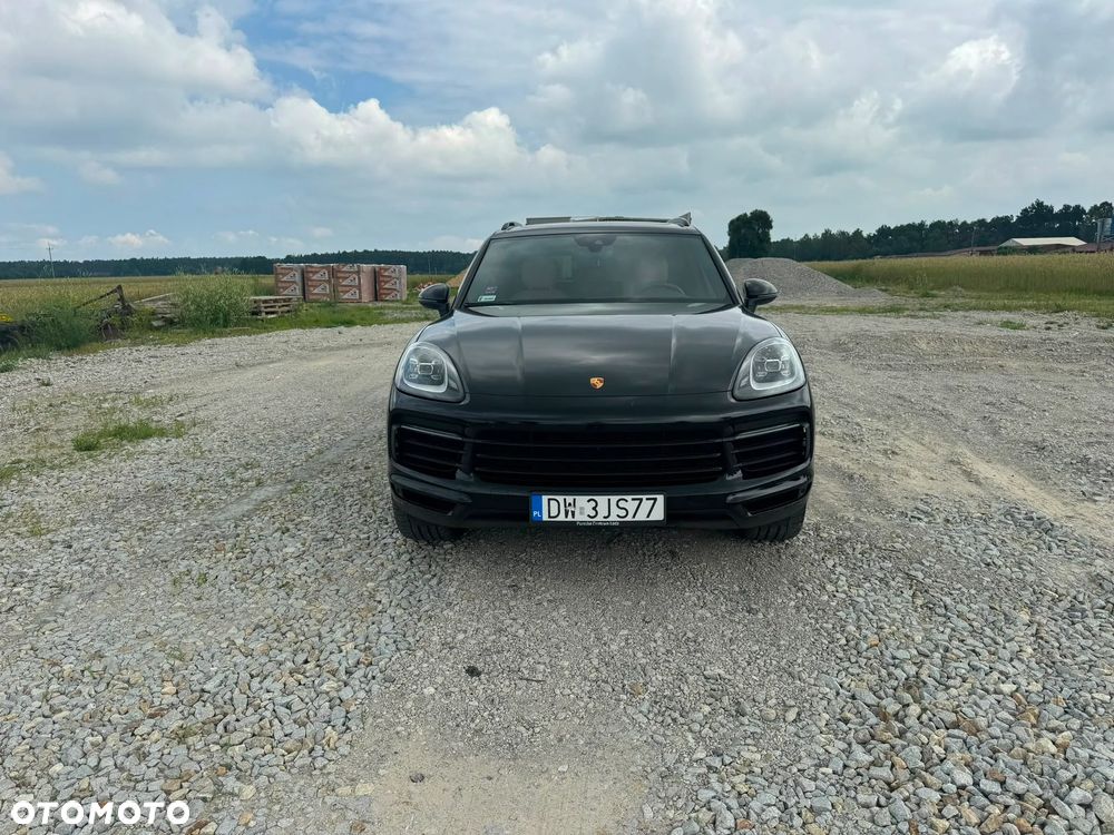 Porsche Cayenne E-Hybrid - 2