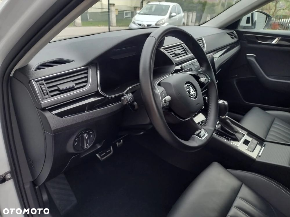Skoda Superb 2.0 TSI 4x4 L&K DSG - 34