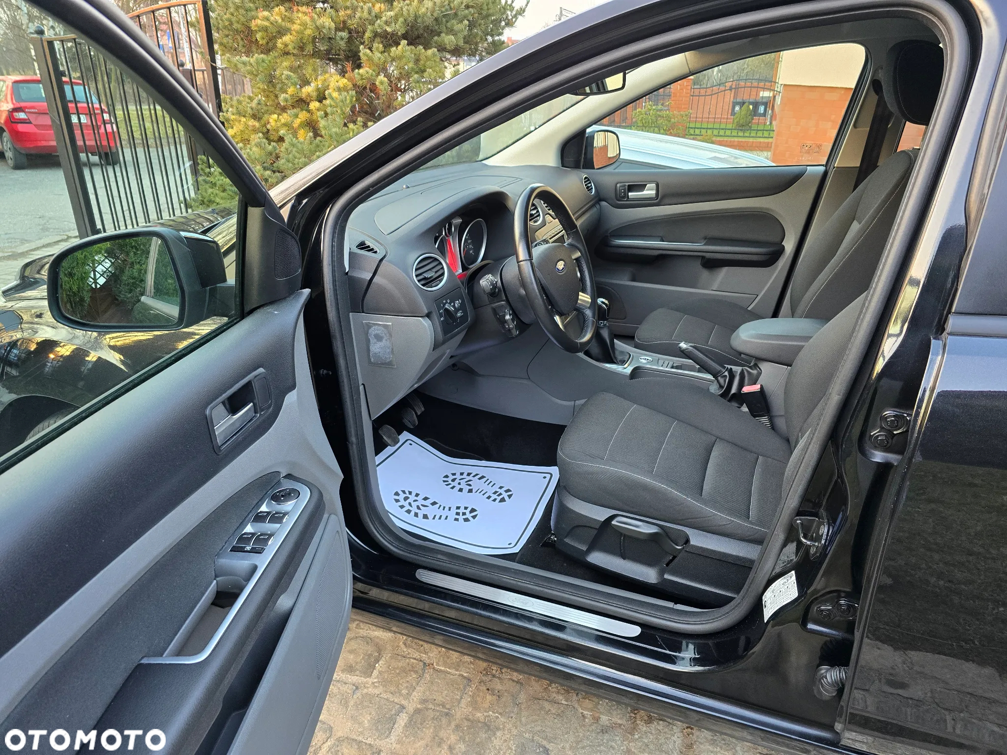 Ford Focus - 40