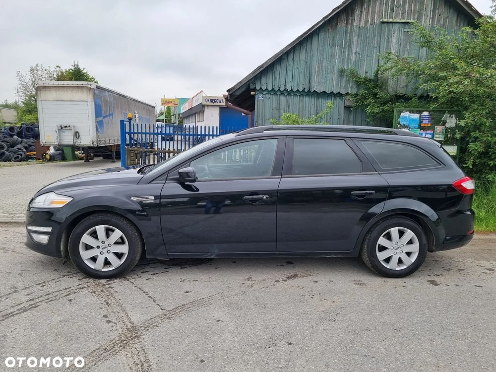 Ford Mondeo SW 1.6 TDCi Champions Edition - 13