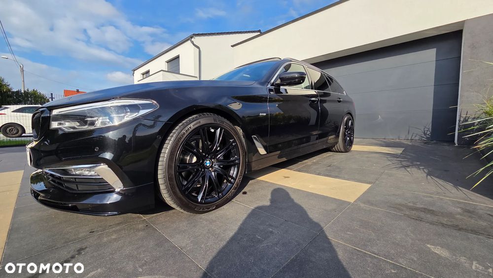 BMW Seria 5 520d Luxury Line sport - 13