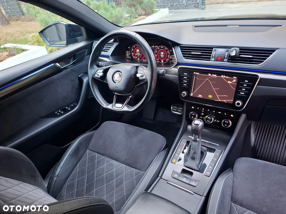 Skoda Superb 2.0 TSI 4x4 Sportline DSG - 9