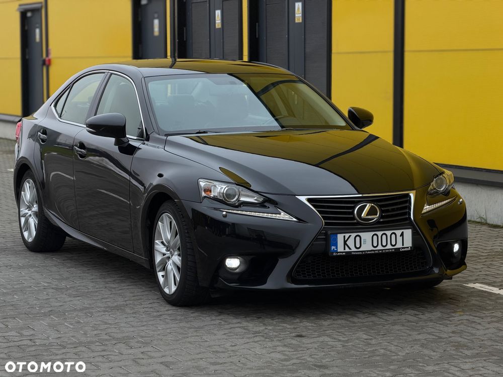 Lexus IS 200t Elegance - 3