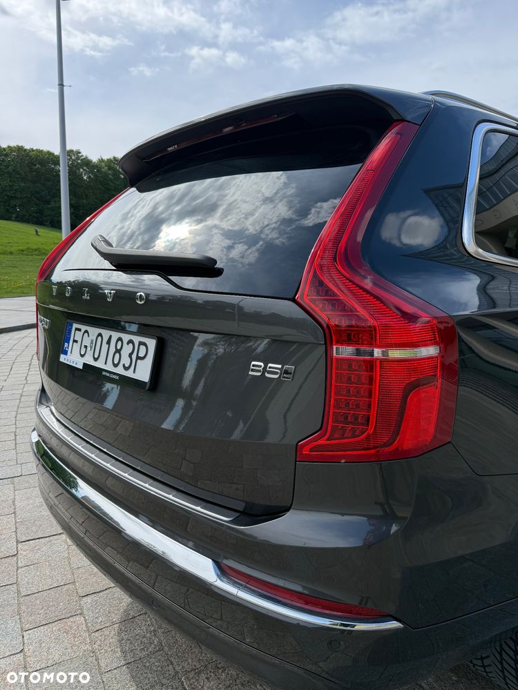 Volvo XC 90 - 9