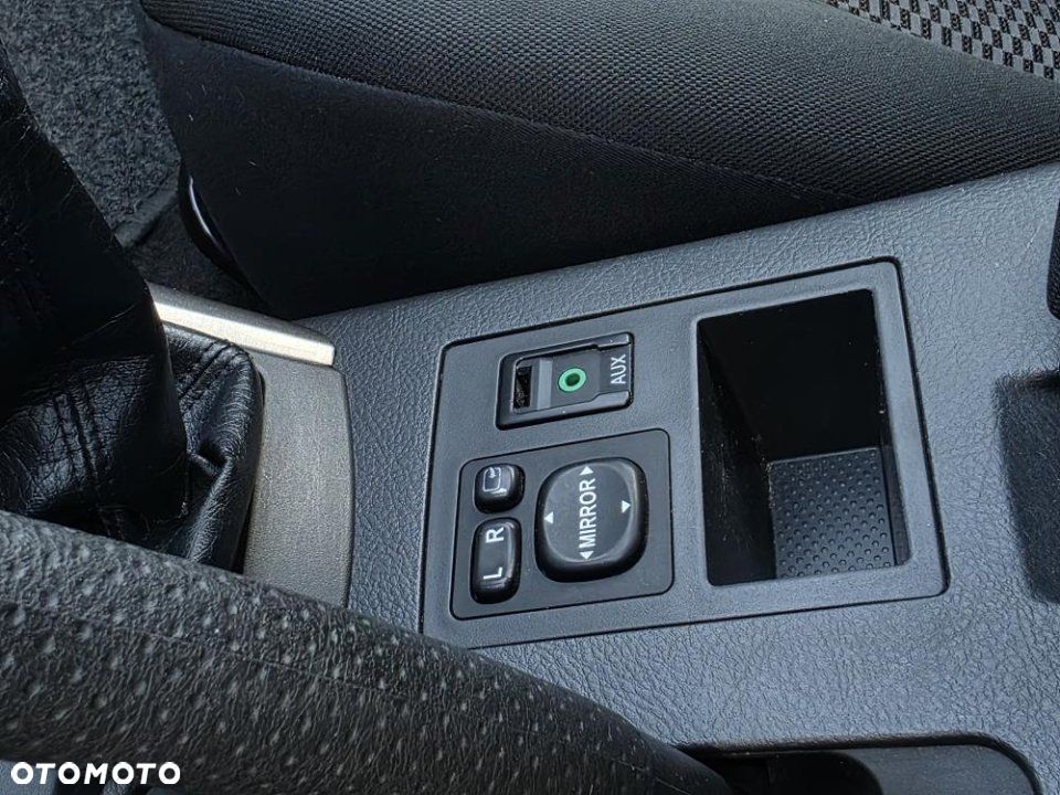 Toyota RAV4 - 29