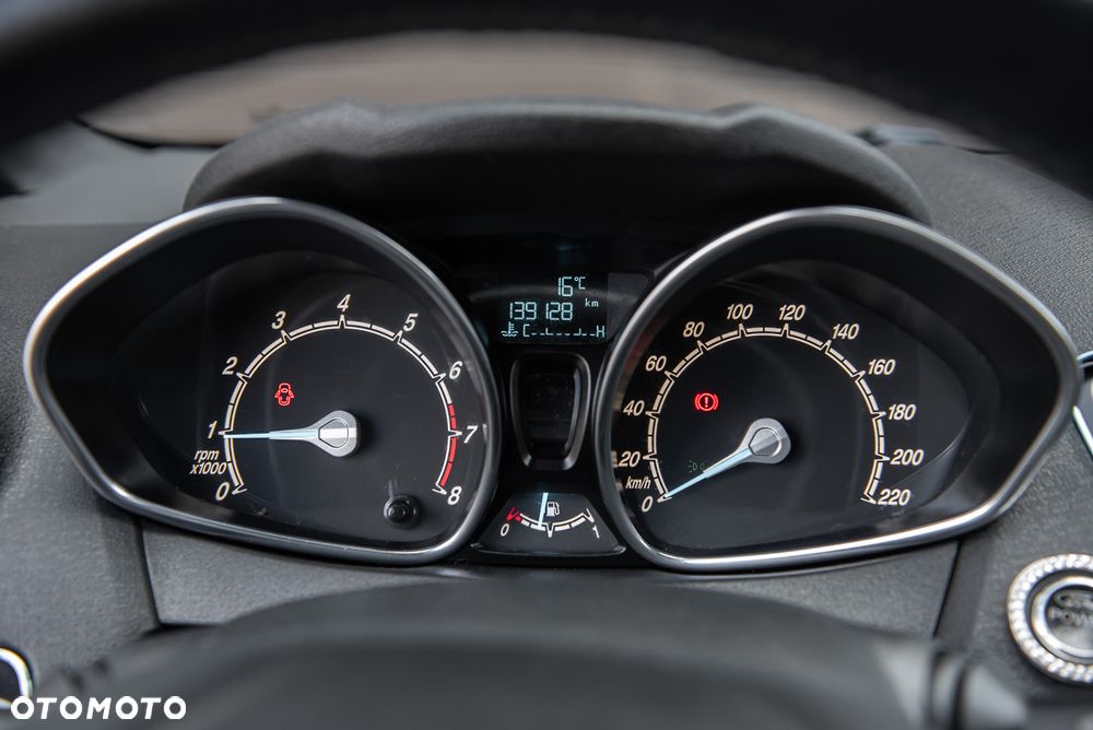 Ford Fiesta 1.0 EcoBoost STart-Stop ST-LINE - 19