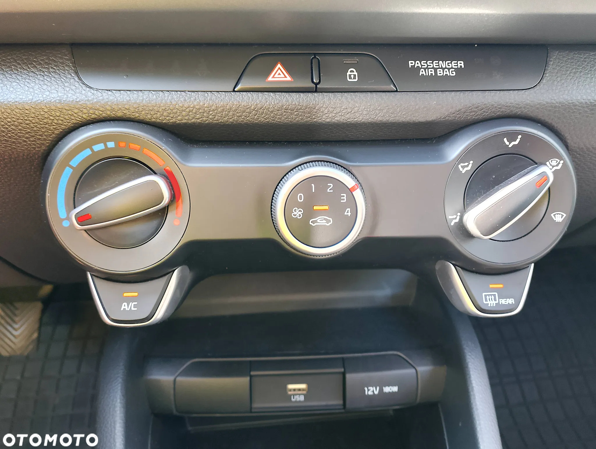 Kia Rio 1.2 M - 24