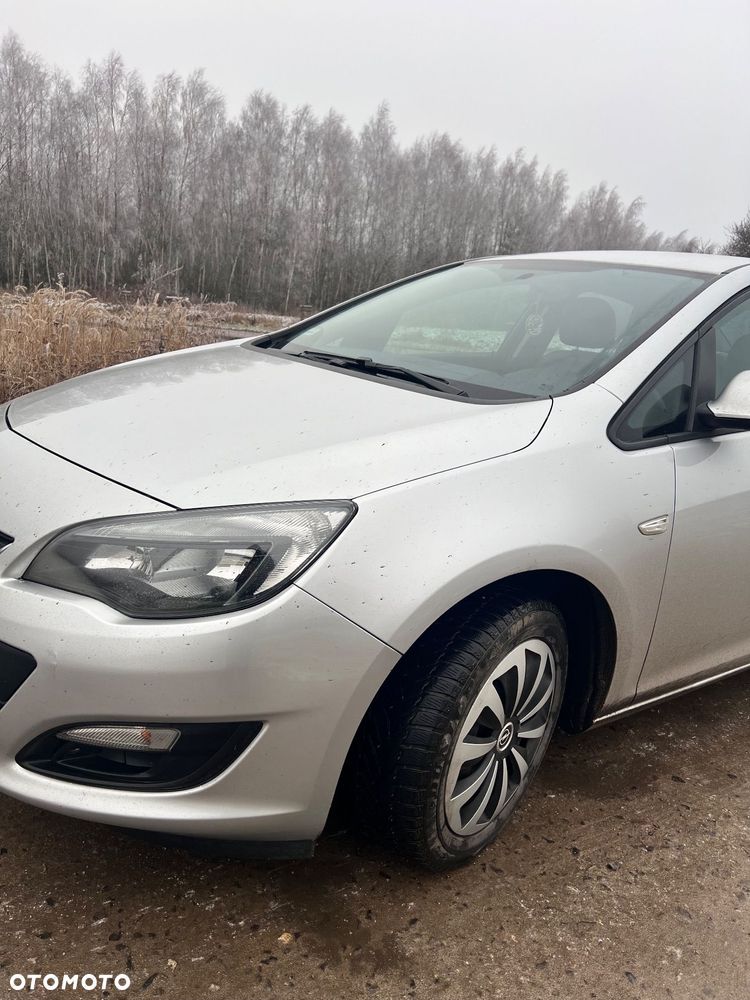 Opel Astra 1.6 Active - 11