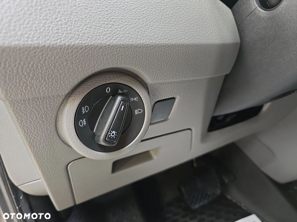 Volkswagen Transporter L1H1 Plus Comfortline DSG - 12