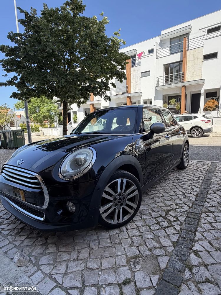 MINI 5 Portas Cooper D - 5
