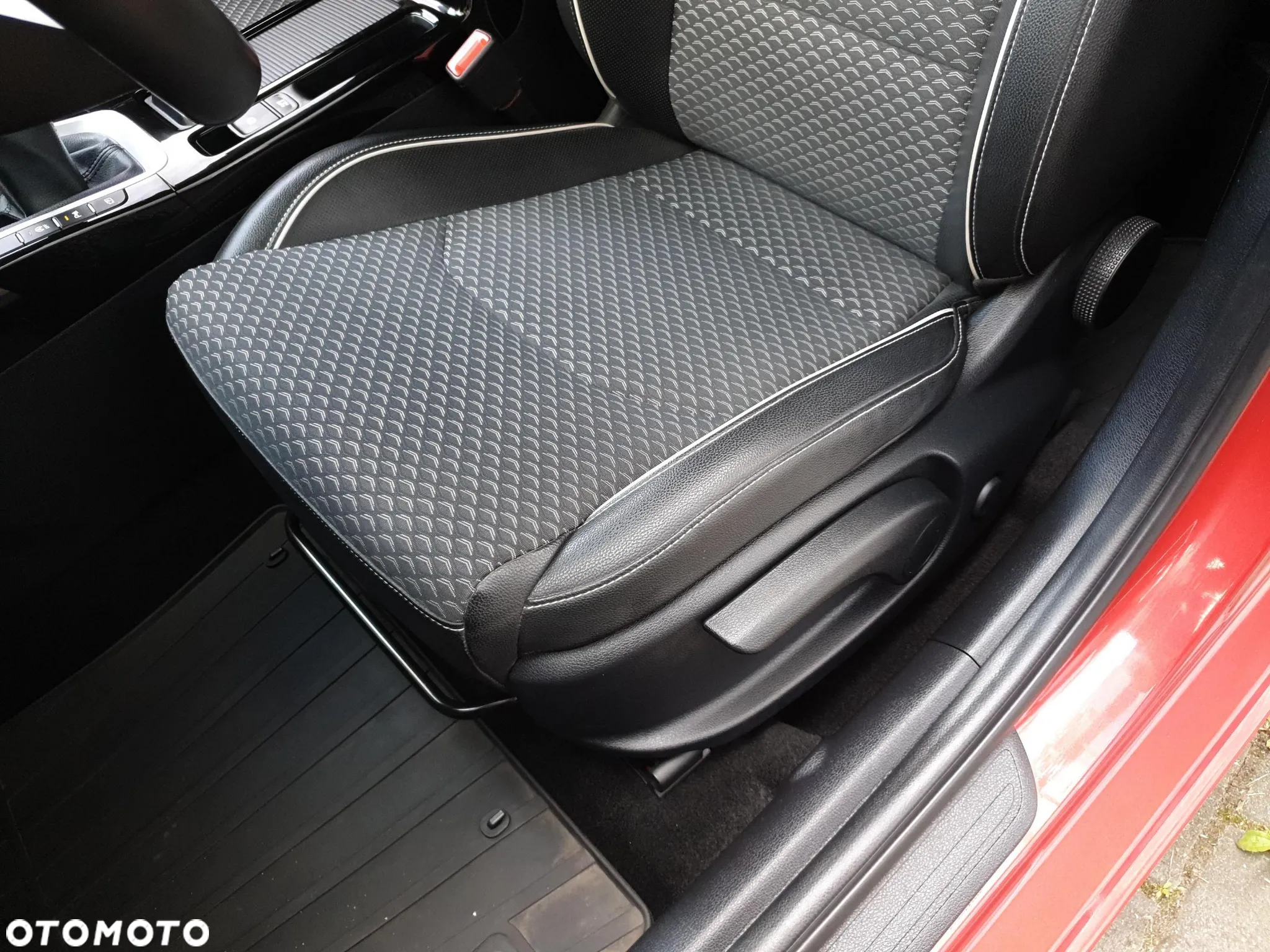 Kia Ceed 1.5 T-GDI L - 12