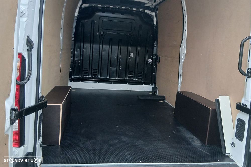 Renault master 2.3 dci l2h2 3.3t - 11