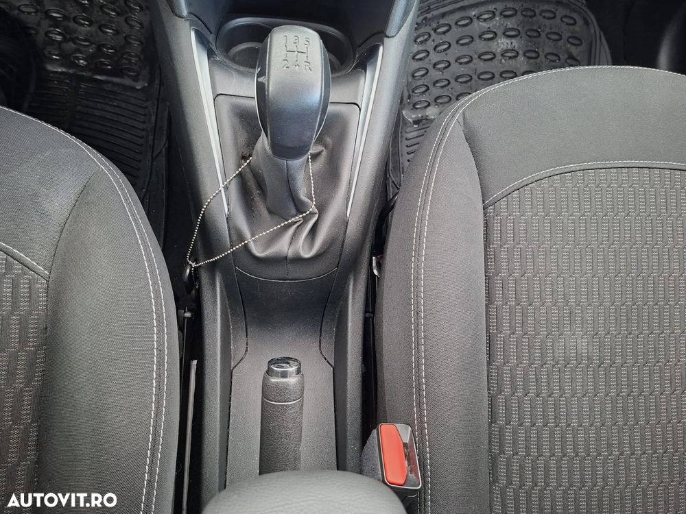 Peugeot 208 1.2 L PureTech Allure - 17