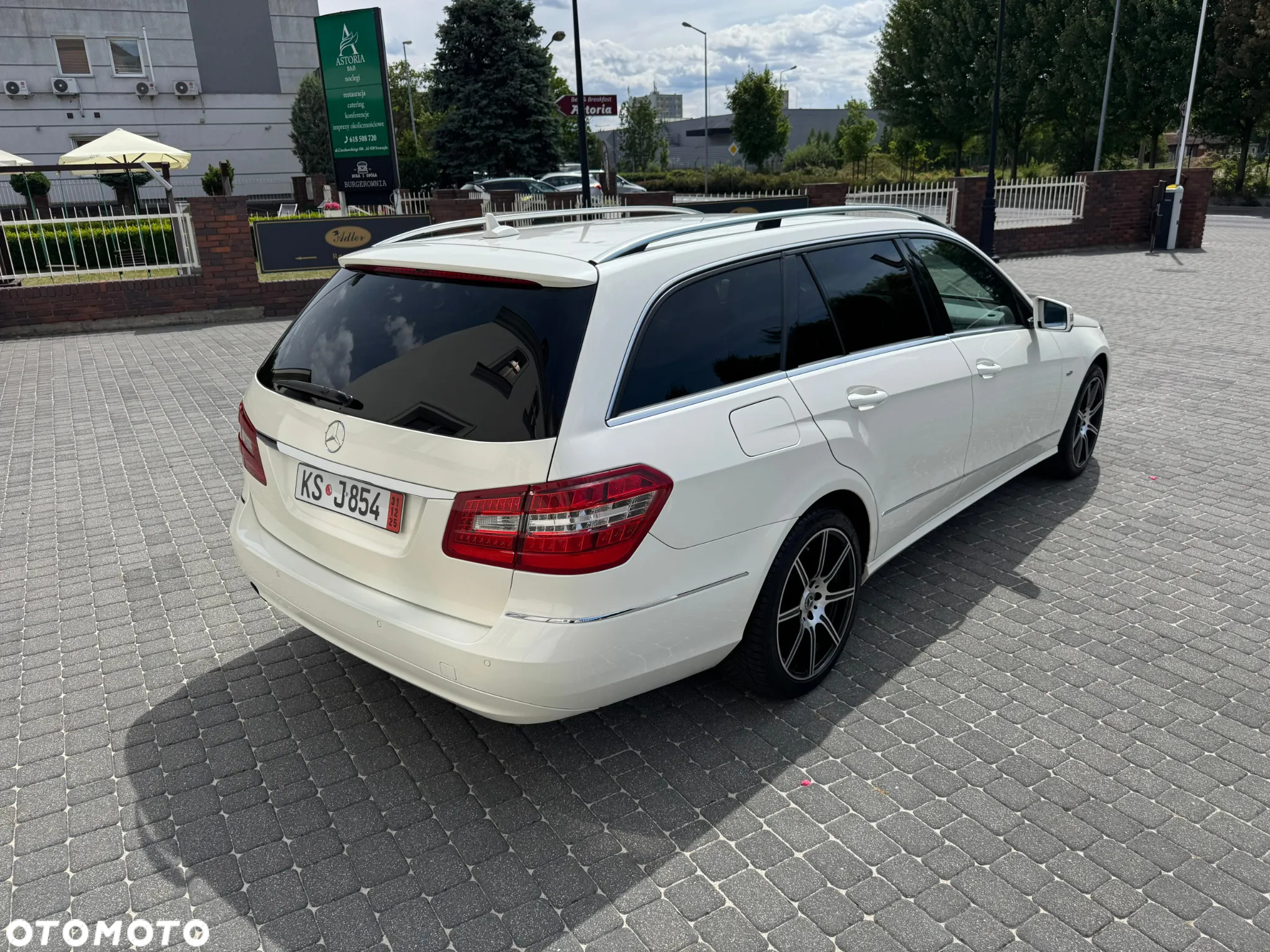 Mercedes-Benz Klasa E - 9