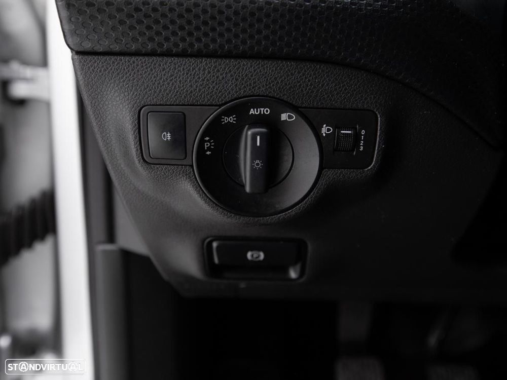 Mercedes-Benz A 180 - 12