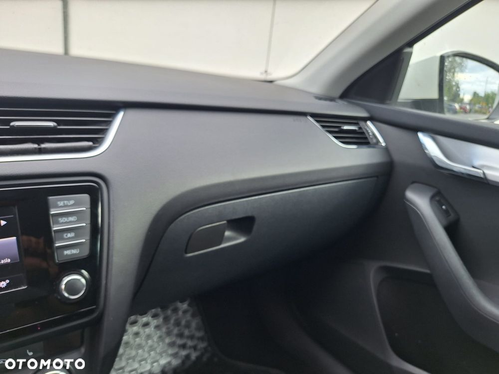 Skoda Octavia 1.8 TSI Edition - 33