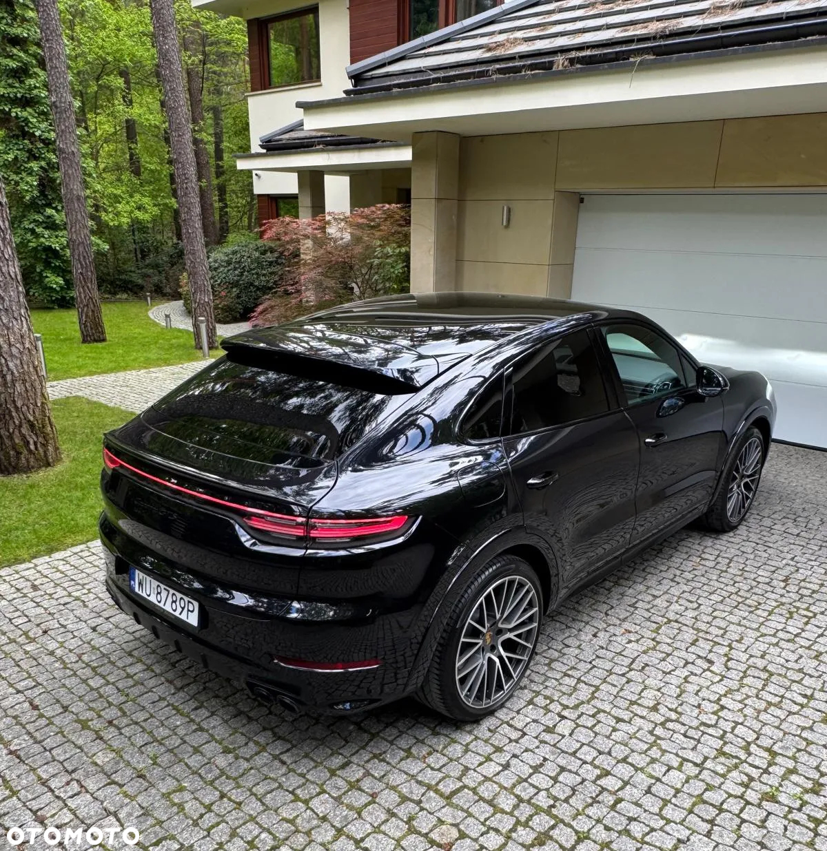 Porsche Cayenne Coupe GTS - 4