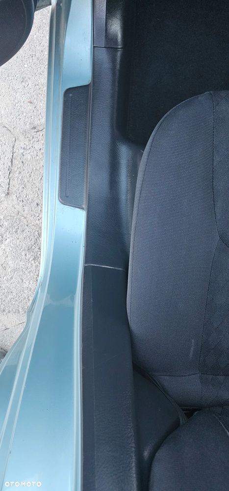 Honda Civic 1.4i LS - 31