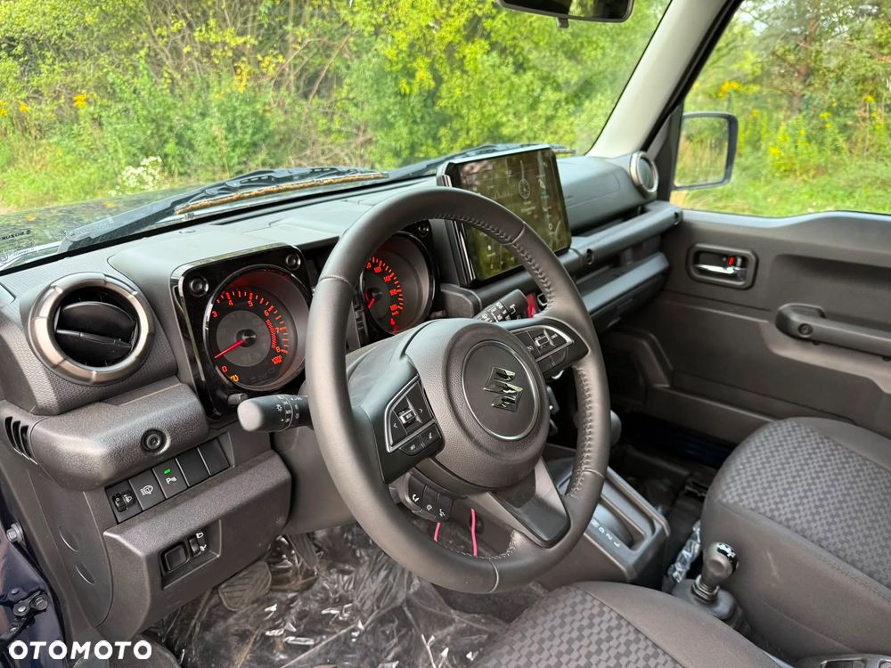 Suzuki Jimny 2025 photo 4