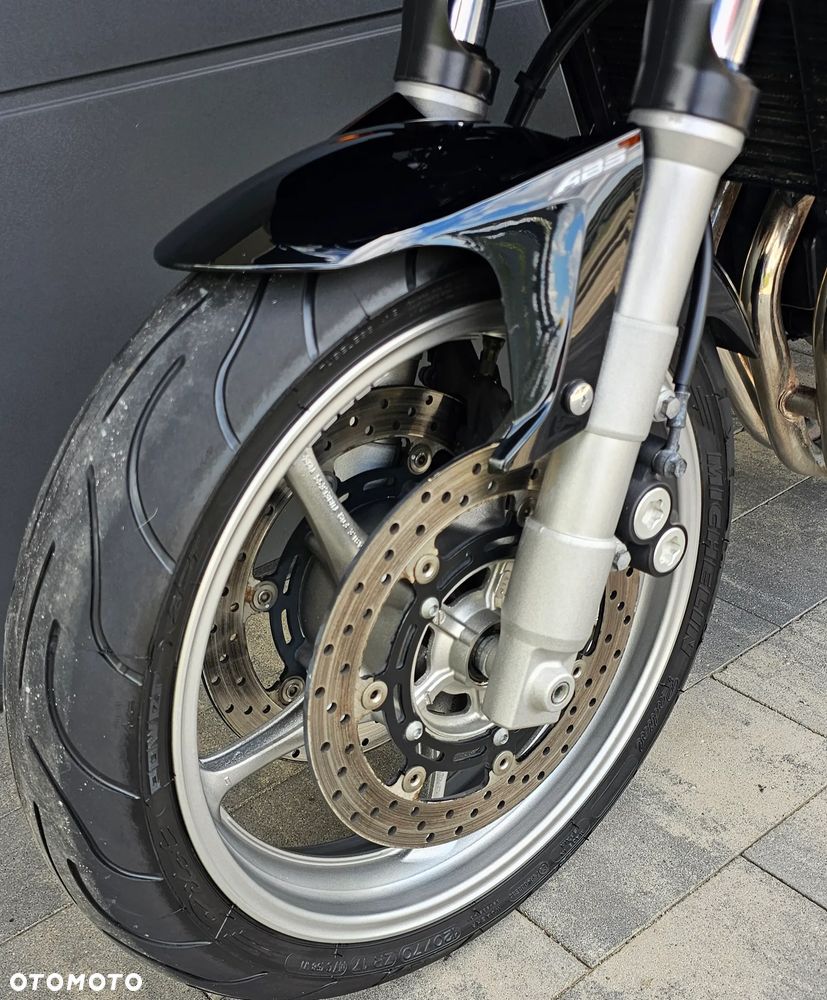 Yamaha FZ6 - 15