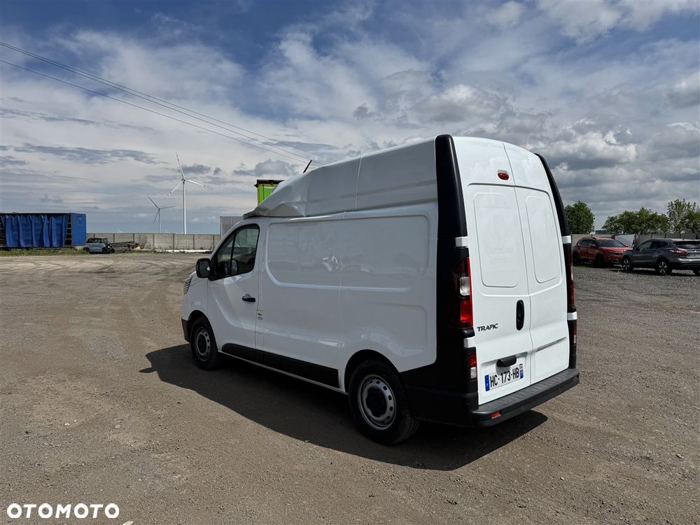 Renault TRAFIC - 7
