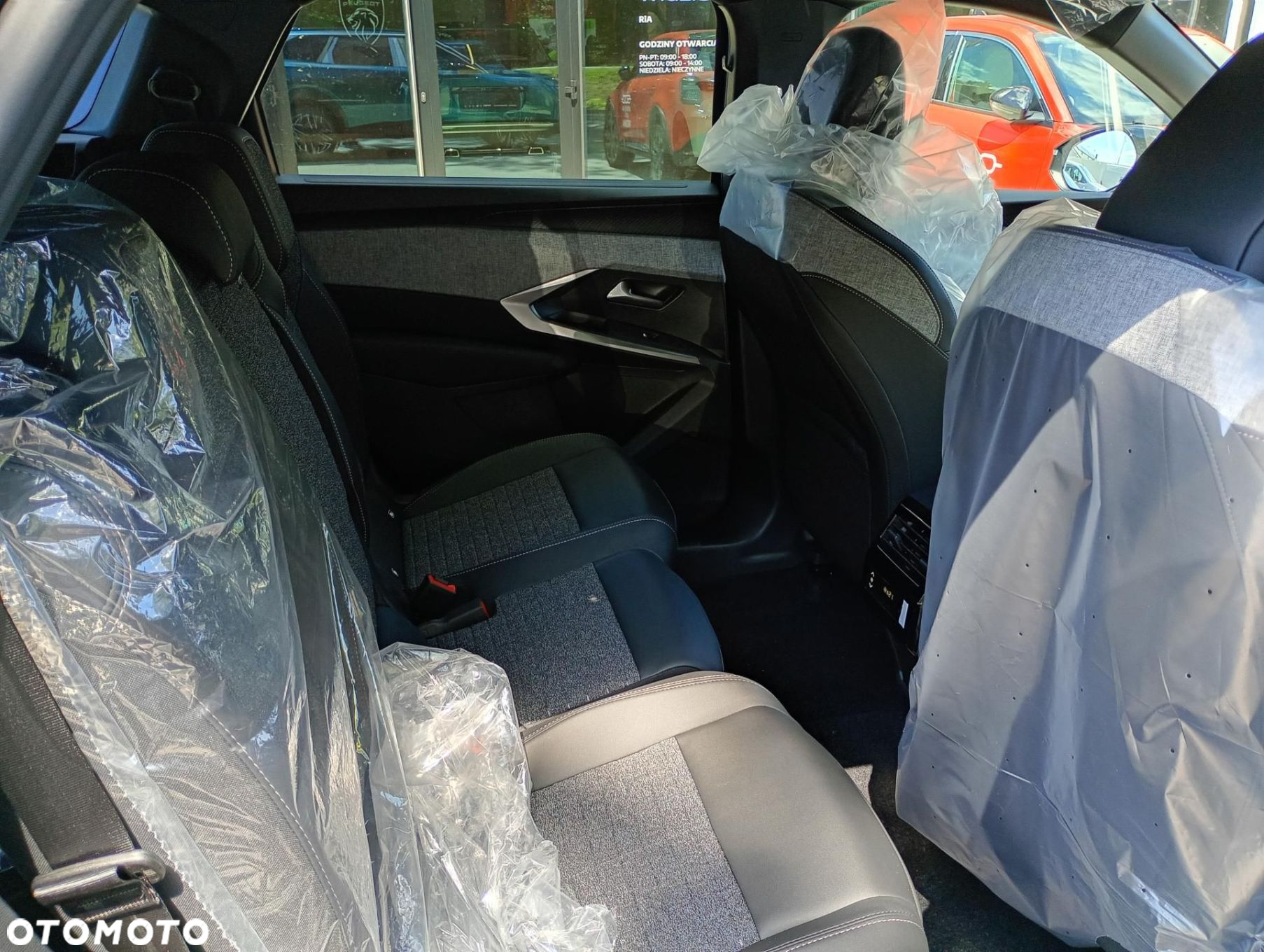 Peugeot 5008 - 24