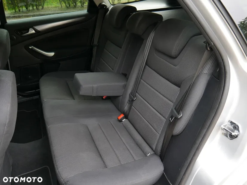 Ford Mondeo 2.0 TDCi Titanium - 27