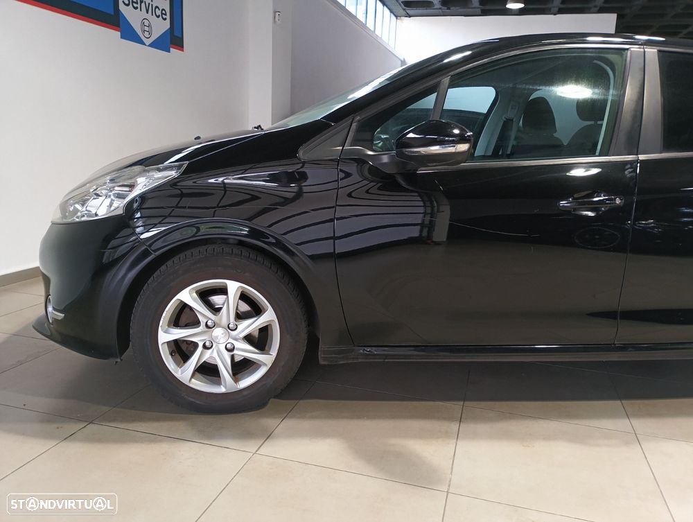 Peugeot 208 1.2 PureTech Style - 7