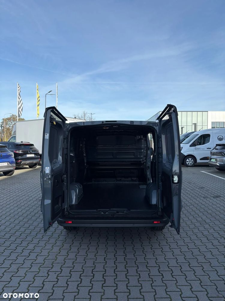 Renault Trafic L1H1 2.0dCi 150 KM - 12