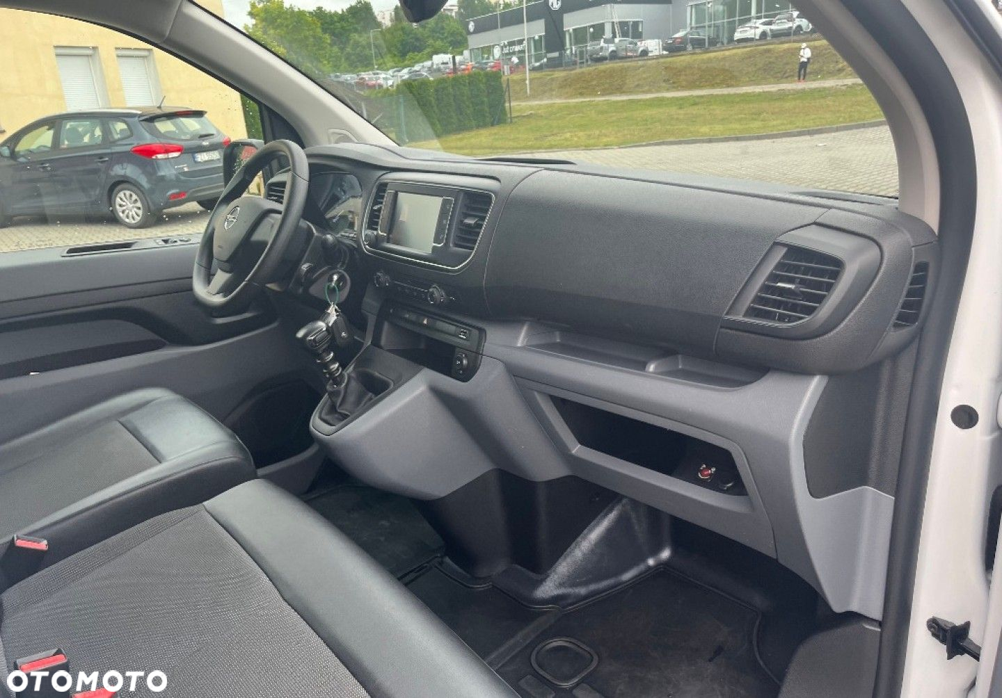 Opel VIVARO - 16