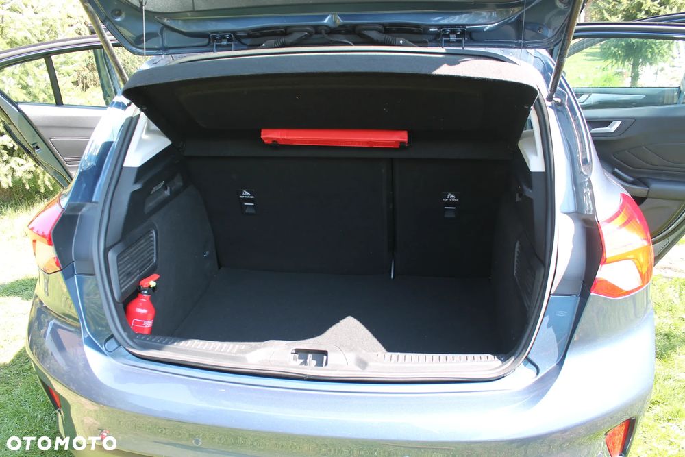 Ford Focus 1.5 EcoBoost Titanium ASS - 9