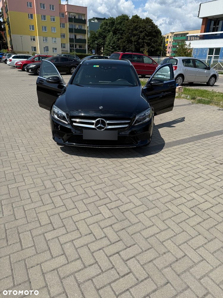 Mercedes-Benz Klasa C 200 4MATIC 9G-TRONIC - 2