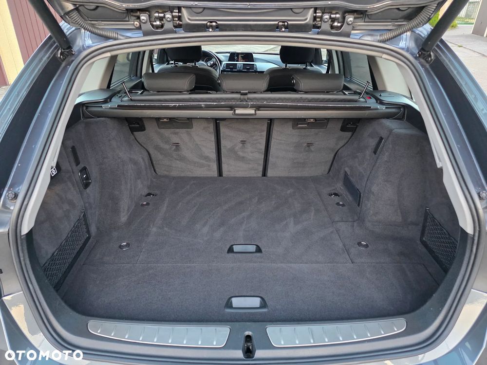 BMW Seria 3 320d - 37