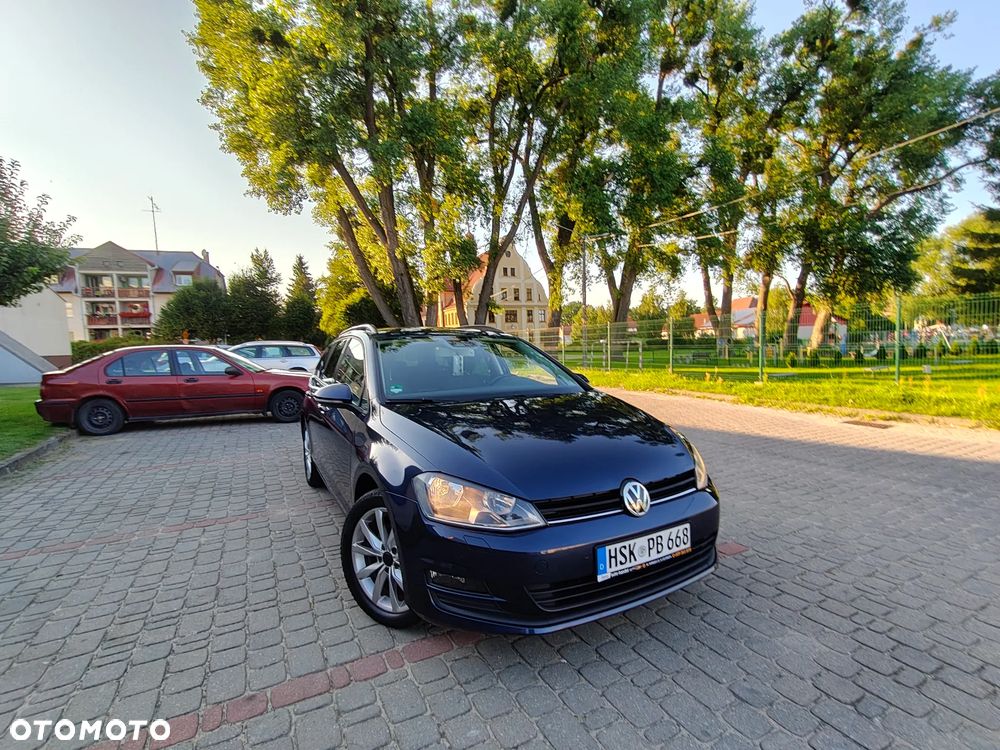 Volkswagen Golf - 4