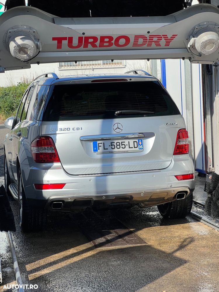 Mercedes-Benz ML 320 CDI 4Matic 7G-TRONIC - 5