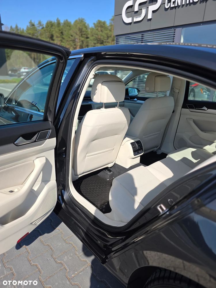 Volkswagen Passat 1.5 TSI EVO Highline DSG - 28
