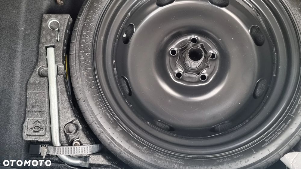 Volkswagen Golf VIII 2.0 TDI Life - 17
