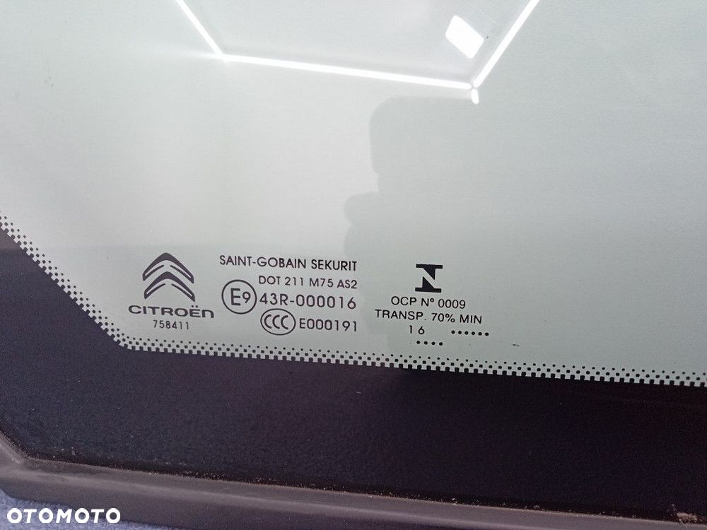 C4 PICASSO II SZYBA KAROSERYJNA PRZÓD PRAWA 16R - 2