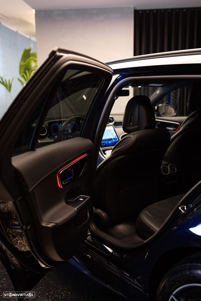 Mercedes-Benz C 300 e AMG Line - 19