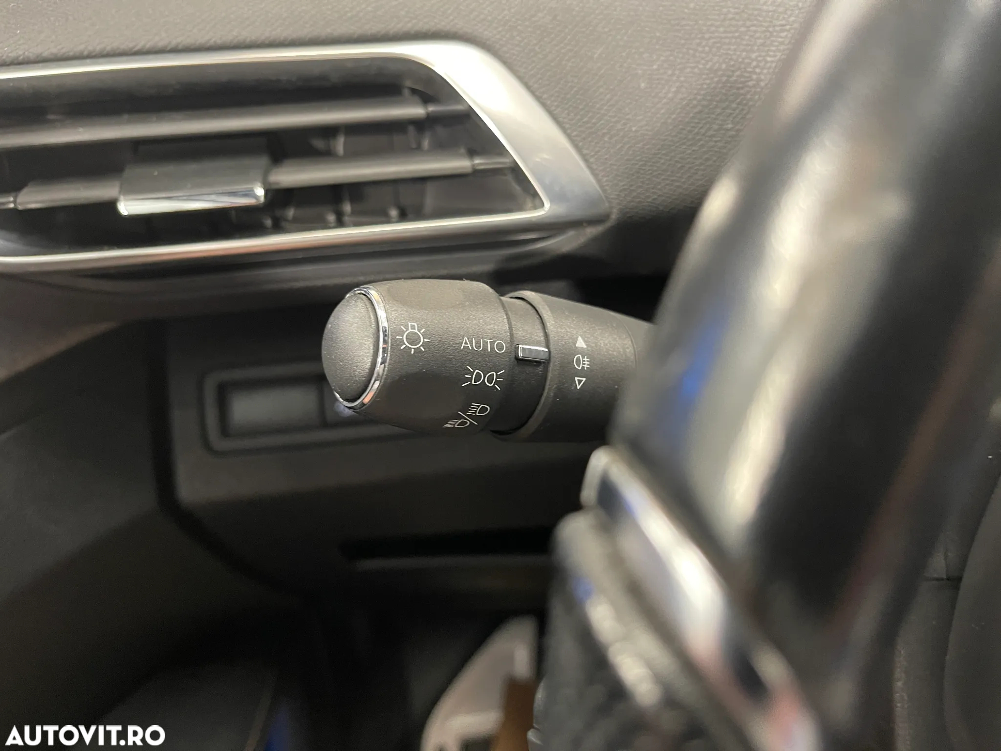 Peugeot 3008 PHEV EAT8 GT Pack - 27
