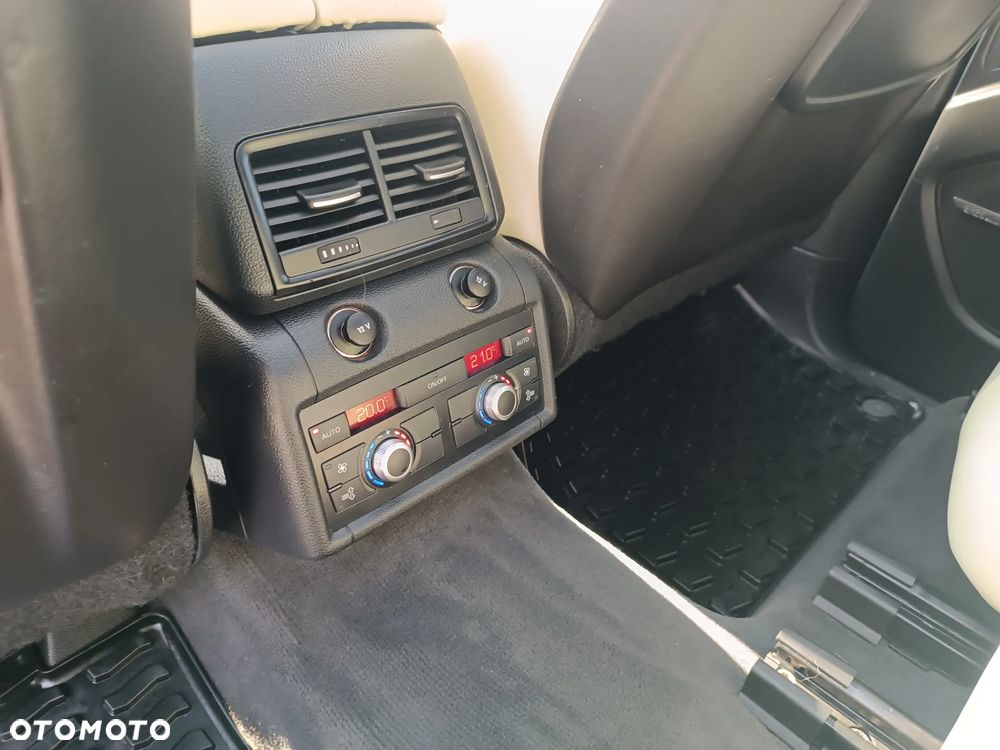 Audi Q7 4.2 FSI Quattro Tiptronic - 16