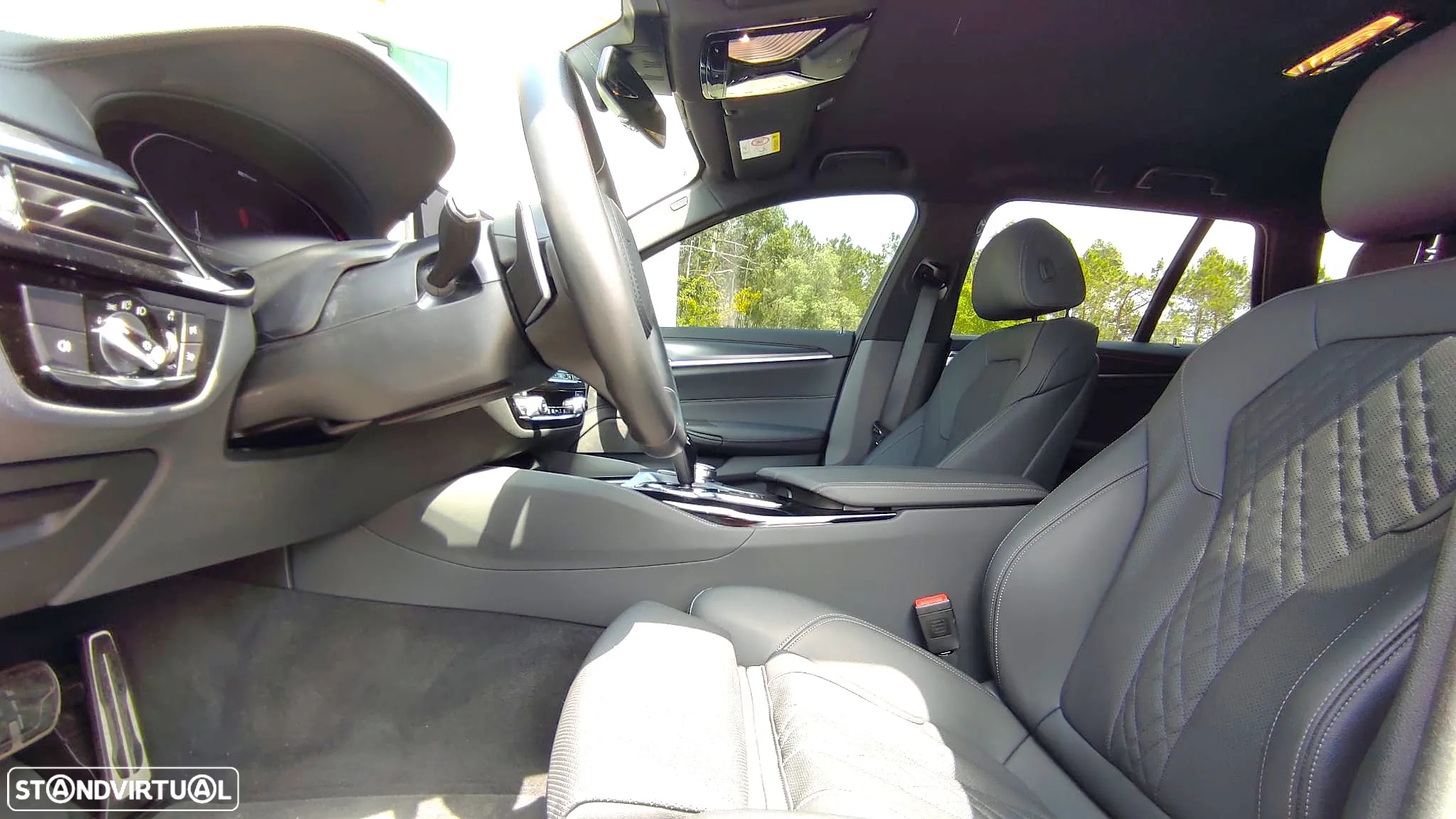 BMW 530 e Pack Desportivo M - 17