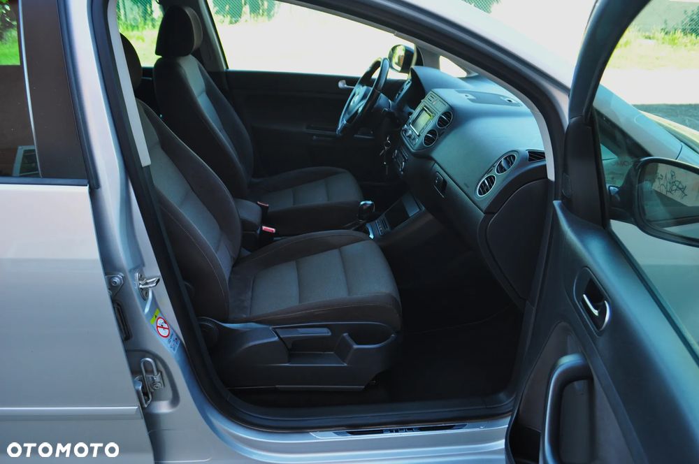 Volkswagen Golf Plus 1.4 TSI DSG Comfortline - 29