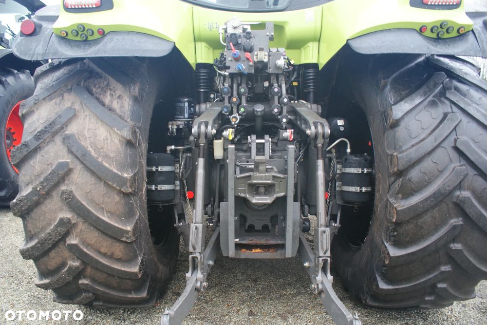 Claas Axion 830 CMATIC - 9