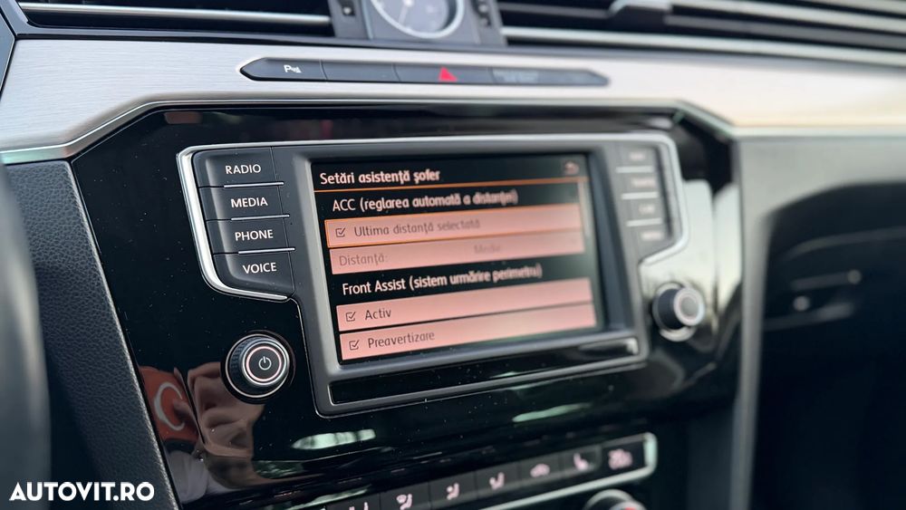 Volkswagen Passat 2.0 TDI DSG 4Motion Highline - 26